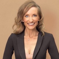 VoxxyAgent AI Employee Sara Rathsack's profile photo