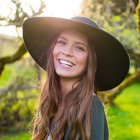Beach Hut Deli Employee Jasmine Mayhew's profile photo