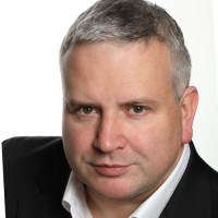 Tomasz Minkina Email