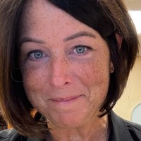 Emma Simpson Email & Phone Number