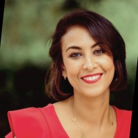 Tuto.com Employee Bouchra Ouizdi's profile photo