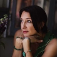 International Artist Publishing Employee Vanessa Rothe's profile photo