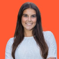 HubSpot Employee Julia Lima's profile photo