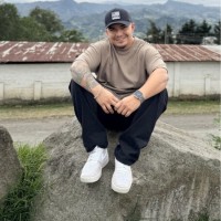 Tap 42 Employee Julian Morales's profile photo