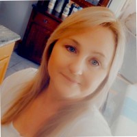 Askews Employee Angela Myers's profile photo