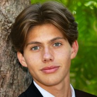 Lukas Waschbuesch Email
