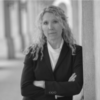 Camilla Nowak Email