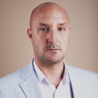 Péter Illés Email