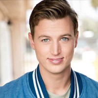 Hunter Paul Email & Phone Number
