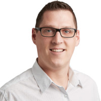 Dominik Gomer Email