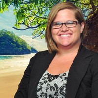 Julia Manns Email & Phone Number