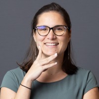 Neogrid Employee Isabella Maringoni's profile photo