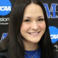 Buffalo Wild Wings Employee Julia Corona's profile photo