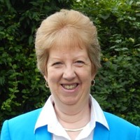 Eileen Sleutaris Email