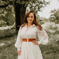 Cristina Villa Email & Phone Number