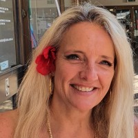 Debbie Hewgill Email & Phone Number