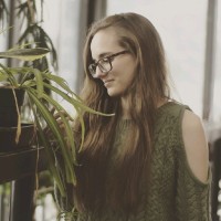 Amber Gates Email & Phone Number