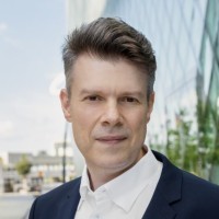 Wilfried Roeper Email