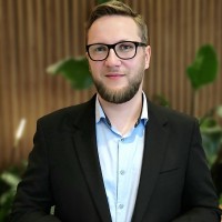MacIej Hawrus Email