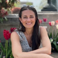 Julia Reynolds Email