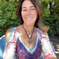 rockflowerpaper Employee Naomi Alson's profile photo
