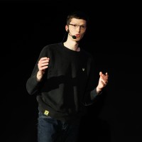 Raphaël Perrier Email