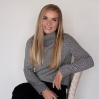 Sarah Jeffrey Email & Phone Number