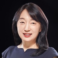 Davis Polk & Wardwell LLP Employee Yan Zhang's profile photo