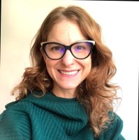 Raquel Trevisan Email