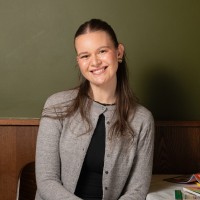 Me:Mo Employee Holly Morgan's profile photo