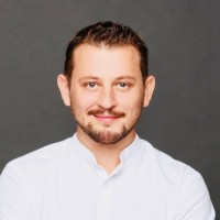 Markus Schuster Email