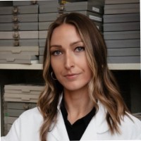 HMRI - Huntington Medical Research Institutes Employee Natalie Astraea's profile photo