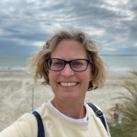 HENRY Employee Beckie Lang's profile photo