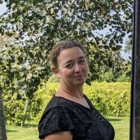 HelpSeeker Employee Poly Greenberg's profile photo