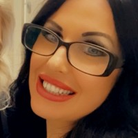 Kerry McKenzie Email & Phone Number