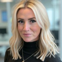 SmartCrowd Employee Danielle Coombes's profile photo