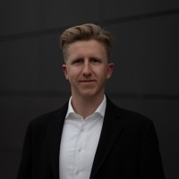 Adrian Hof Email
