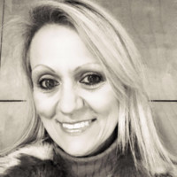 Vicki Bowers Email & Phone Number