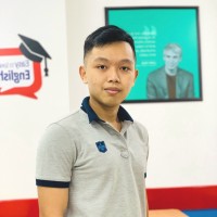 Curieous Employee Long Tran's profile photo