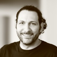 Aladdin Özenir Email