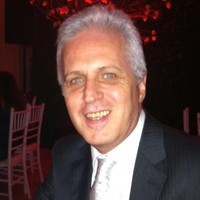 Julio Linden Email