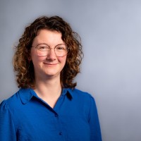 Miranda van der Laak Email