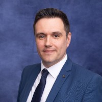 Damien Phillips Email