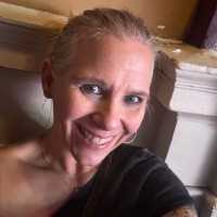 Tara Evans Email & Phone Number