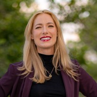 Rachael van Cleave Email & Phone Number