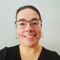 Esther van der Heide Email