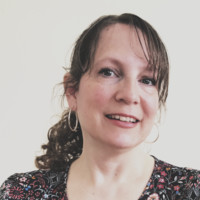 Blick Art Materials Employee Melanie O'Brien's profile photo