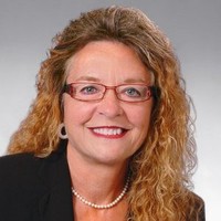 Lorraine Dold