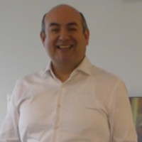 IDEHPUCP Employee Víctor Alarcón's profile photo