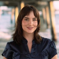 Elizabeth Holt Email & Phone Number
